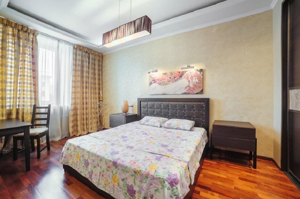 Flatcomfort Nezavisimosti 44 Apartment Minsk Bagian luar foto
