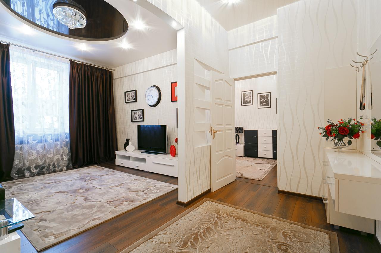 Flatcomfort Nezavisimosti 44 Apartment Minsk Bagian luar foto